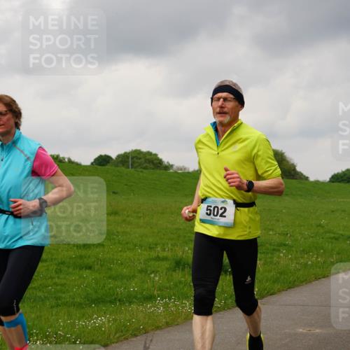 05.05.2024 - 7. Wedeler Halbmarathon Fuchs,  Jonas http://msf.ph/oto/6234460 05.05.2024 11:20:11 Laufen 502 meine-sportfotos.de