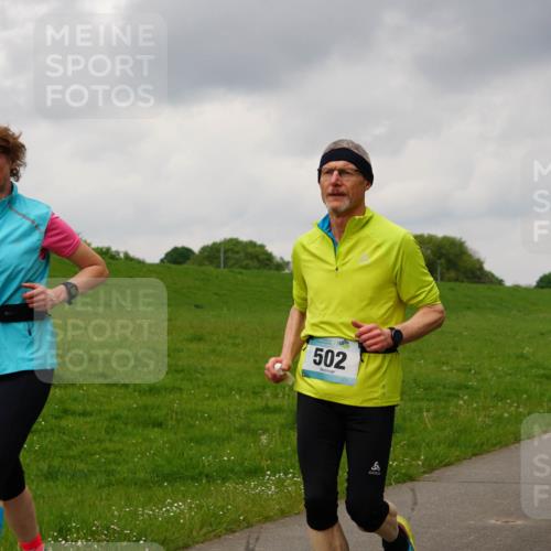 05.05.2024 - 7. Wedeler Halbmarathon Fuchs,  Jonas http://msf.ph/oto/6234461 05.05.2024 11:20:11 Laufen 502 meine-sportfotos.de
