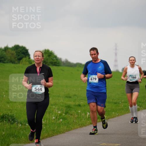 05.05.2024 - 7. Wedeler Halbmarathon Fuchs,  Jonas http://msf.ph/oto/6234467 05.05.2024 11:20:14 Laufen 544, 508, 679, 160, 506 meine-sportfotos.de