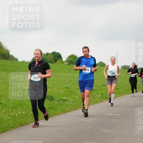 05.05.2024 - 7. Wedeler Halbmarathon Fuchs,  Jonas http://msf.ph/oto/6234474 05.05.2024 11:20:15 Laufen 679, 508, 160, 506, 544 meine-sportfotos.de