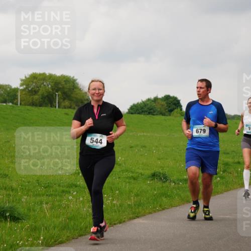 05.05.2024 - 7. Wedeler Halbmarathon Fuchs,  Jonas http://msf.ph/oto/6234481 05.05.2024 11:20:16 Laufen 16, 679, 506, 544 meine-sportfotos.de