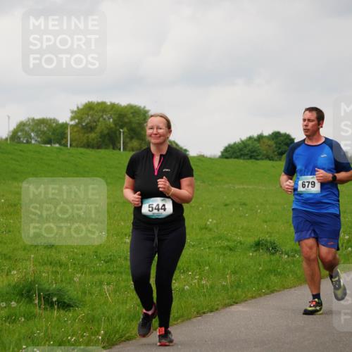 05.05.2024 - 7. Wedeler Halbmarathon Fuchs,  Jonas http://msf.ph/oto/6234483 05.05.2024 11:20:16 Laufen 544, 679, 160 meine-sportfotos.de