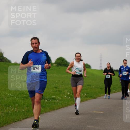 05.05.2024 - 7. Wedeler Halbmarathon Fuchs,  Jonas http://msf.ph/oto/6234490 05.05.2024 11:20:17 Laufen 679, 160, 508, 506 meine-sportfotos.de