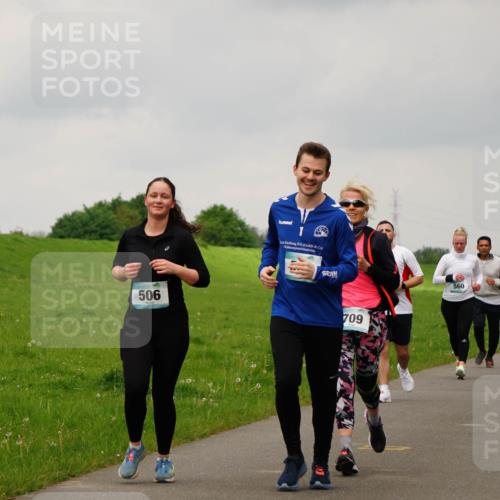 05.05.2024 - 7. Wedeler Halbmarathon Fuchs,  Jonas http://msf.ph/oto/6234523 05.05.2024 11:20:24 Laufen 506, 709, 560, 856 meine-sportfotos.de