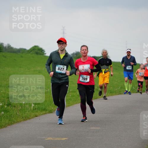 05.05.2024 - 7. Wedeler Halbmarathon Fuchs,  Jonas http://msf.ph/oto/6234616 05.05.2024 11:20:44 Laufen 827, 115, 769, 910, 514, 513, 435, 494 meine-sportfotos.de