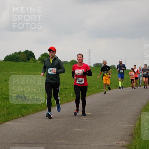 05.05.2024 - 7. Wedeler Halbmarathon Fuchs,  Jonas http://msf.ph/oto/6234627 05.05.2024 11:20:46 Laufen 40, 82, 769, 910 meine-sportfotos.de