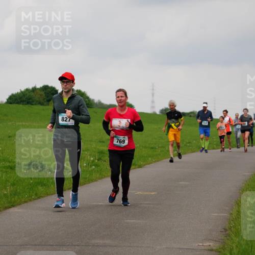 05.05.2024 - 7. Wedeler Halbmarathon Fuchs,  Jonas http://msf.ph/oto/6234632 05.05.2024 11:20:47 Laufen 827, 769 meine-sportfotos.de