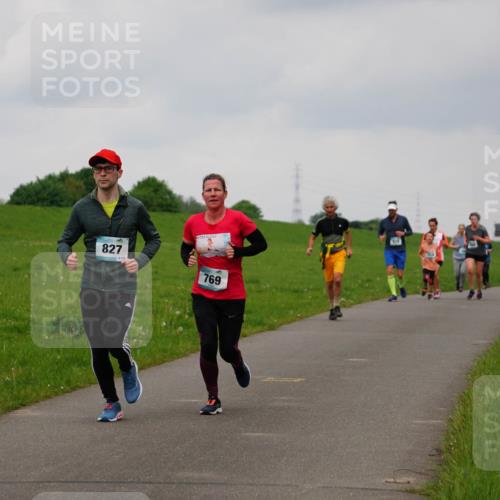 05.05.2024 - 7. Wedeler Halbmarathon Fuchs,  Jonas http://msf.ph/oto/6234634 05.05.2024 11:20:47 Laufen 827, 11, 769 meine-sportfotos.de