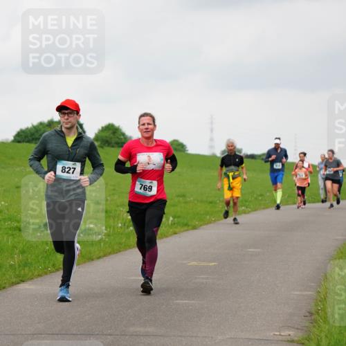 05.05.2024 - 7. Wedeler Halbmarathon Fuchs,  Jonas http://msf.ph/oto/6234636 05.05.2024 11:20:47 Laufen 827, 769 meine-sportfotos.de