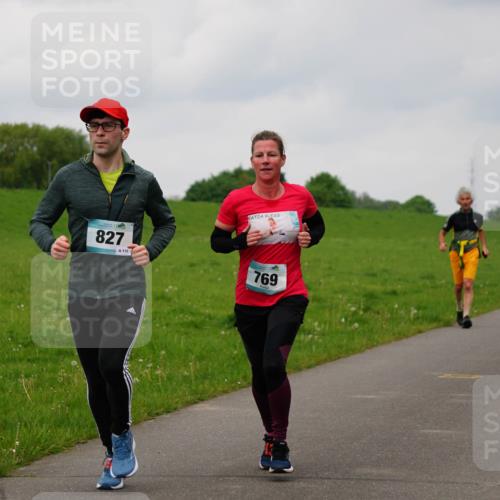 05.05.2024 - 7. Wedeler Halbmarathon Fuchs,  Jonas http://msf.ph/oto/6234646 05.05.2024 11:20:49 Laufen 827, 7, 10, 769 meine-sportfotos.de