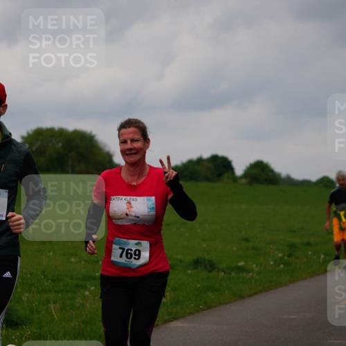 05.05.2024 - 7. Wedeler Halbmarathon Fuchs,  Jonas http://msf.ph/oto/6234650 05.05.2024 11:20:50 Laufen 827, 115, 7, 769 meine-sportfotos.de