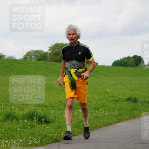 05.05.2024 - 7. Wedeler Halbmarathon Fuchs,  Jonas http://msf.ph/oto/6234662 05.05.2024 11:20:56 Laufen 910 meine-sportfotos.de