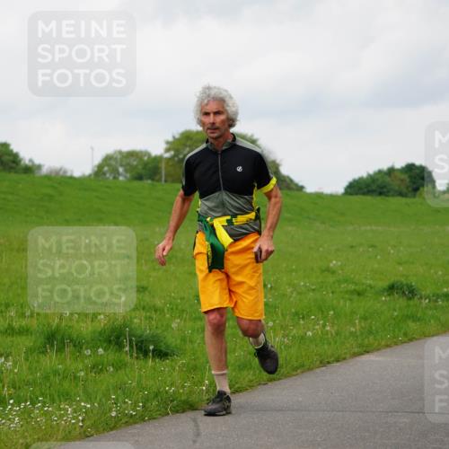 05.05.2024 - 7. Wedeler Halbmarathon Fuchs,  Jonas http://msf.ph/oto/6234663 05.05.2024 11:20:56 Laufen 910 meine-sportfotos.de