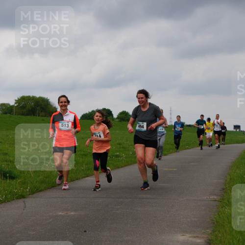 05.05.2024 - 7. Wedeler Halbmarathon Fuchs,  Jonas http://msf.ph/oto/6234695 05.05.2024 11:21:03 Laufen 513, 14, 494, 392, 435 meine-sportfotos.de