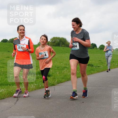 05.05.2024 - 7. Wedeler Halbmarathon Fuchs,  Jonas http://msf.ph/oto/6234708 05.05.2024 11:21:05 Laufen 51, 4, 494, 435, 20, 392 meine-sportfotos.de