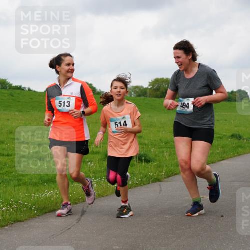 05.05.2024 - 7. Wedeler Halbmarathon Fuchs,  Jonas http://msf.ph/oto/6234710 05.05.2024 11:21:05 Laufen 513, 514, 494, 435, 392 meine-sportfotos.de