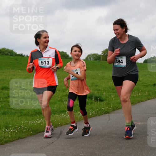 05.05.2024 - 7. Wedeler Halbmarathon Fuchs,  Jonas http://msf.ph/oto/6234711 05.05.2024 11:21:06 Laufen 513, 494, 435 meine-sportfotos.de