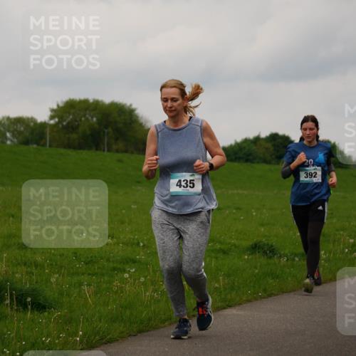 05.05.2024 - 7. Wedeler Halbmarathon Fuchs,  Jonas http://msf.ph/oto/6234725 05.05.2024 11:21:09 Laufen 20, 392, 60, 435, 782 meine-sportfotos.de