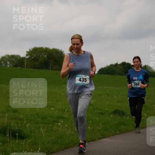 05.05.2024 - 7. Wedeler Halbmarathon Fuchs,  Jonas http://msf.ph/oto/6234726 05.05.2024 11:21:09 Laufen 435, 20, 392 meine-sportfotos.de
