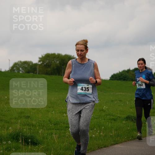 05.05.2024 - 7. Wedeler Halbmarathon Fuchs,  Jonas http://msf.ph/oto/6234728 05.05.2024 11:21:09 Laufen 435, 20, 392 meine-sportfotos.de