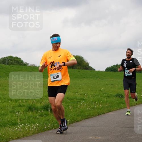 05.05.2024 - 7. Wedeler Halbmarathon Fuchs,  Jonas http://msf.ph/oto/6234759 05.05.2024 11:21:17 Laufen 836, 420, 438 meine-sportfotos.de