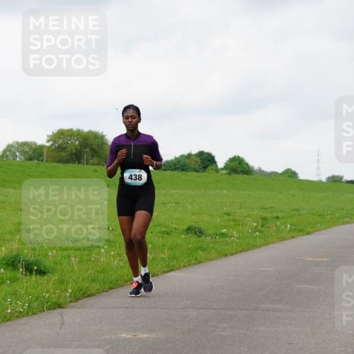 05.05.2024 - 7. Wedeler Halbmarathon Fuchs,  Jonas http://msf.ph/oto/6234777 05.05.2024 11:21:21 Laufen 438 meine-sportfotos.de