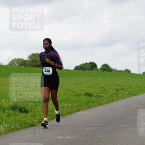 05.05.2024 - 7. Wedeler Halbmarathon Fuchs,  Jonas http://msf.ph/oto/6234781 05.05.2024 11:21:22 Laufen 438 meine-sportfotos.de