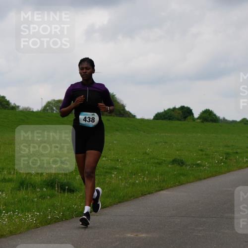 05.05.2024 - 7. Wedeler Halbmarathon Fuchs,  Jonas http://msf.ph/oto/6234784 05.05.2024 11:21:22 Laufen 438 meine-sportfotos.de