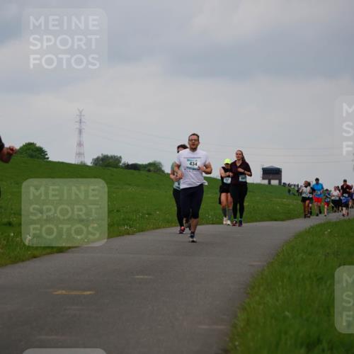 05.05.2024 - 7. Wedeler Halbmarathon Fuchs,  Jonas http://msf.ph/oto/6234808 05.05.2024 11:21:33 Laufen 519, 2022, 434, 17 meine-sportfotos.de