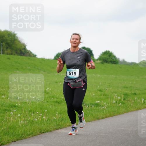 05.05.2024 - 7. Wedeler Halbmarathon Fuchs,  Jonas http://msf.ph/oto/6234815 05.05.2024 11:21:35 Laufen 519 meine-sportfotos.de