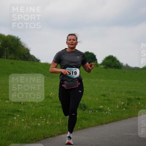 05.05.2024 - 7. Wedeler Halbmarathon Fuchs,  Jonas http://msf.ph/oto/6234817 05.05.2024 11:21:35 Laufen 27, 19 meine-sportfotos.de