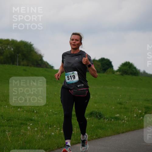 05.05.2024 - 7. Wedeler Halbmarathon Fuchs,  Jonas http://msf.ph/oto/6234819 05.05.2024 11:21:35 Laufen 519 meine-sportfotos.de