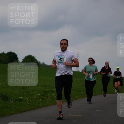 05.05.2024 - 7. Wedeler Halbmarathon Fuchs,  Jonas http://msf.ph/oto/6234836 05.05.2024 11:21:39 Laufen 2022, 434 meine-sportfotos.de