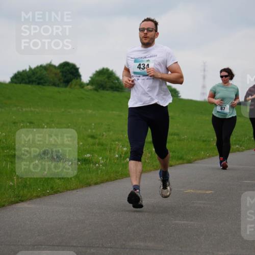 05.05.2024 - 7. Wedeler Halbmarathon Fuchs,  Jonas http://msf.ph/oto/6234841 05.05.2024 11:21:40 Laufen 2022, 434, 87 meine-sportfotos.de