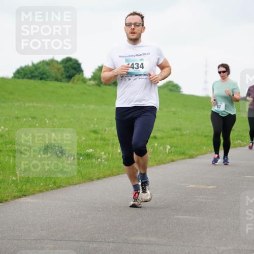 05.05.2024 - 7. Wedeler Halbmarathon Fuchs,  Jonas http://msf.ph/oto/6234843 05.05.2024 11:21:40 Laufen 2022, 434, 20, 87 meine-sportfotos.de