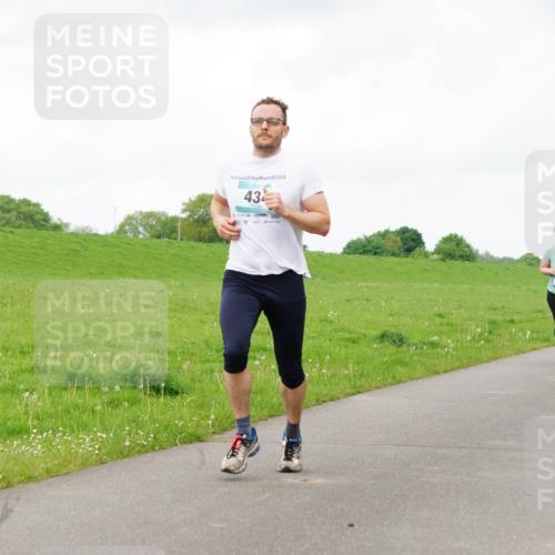 05.05.2024 - 7. Wedeler Halbmarathon Fuchs,  Jonas http://msf.ph/oto/6234845 05.05.2024 11:21:42 Laufen 2022, 43 meine-sportfotos.de