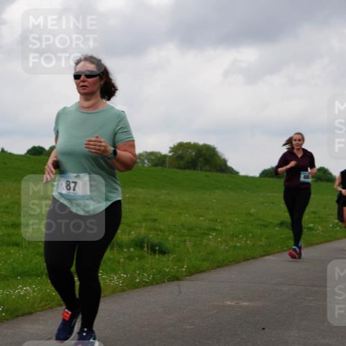05.05.2024 - 7. Wedeler Halbmarathon Fuchs,  Jonas http://msf.ph/oto/6234880 05.05.2024 11:21:50 Laufen 87 meine-sportfotos.de