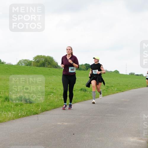 05.05.2024 - 7. Wedeler Halbmarathon Fuchs,  Jonas http://msf.ph/oto/6234882 05.05.2024 11:21:51 Laufen 887, 17 meine-sportfotos.de