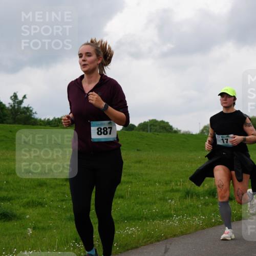05.05.2024 - 7. Wedeler Halbmarathon Fuchs,  Jonas http://msf.ph/oto/6234887 05.05.2024 11:21:54 Laufen 887 meine-sportfotos.de
