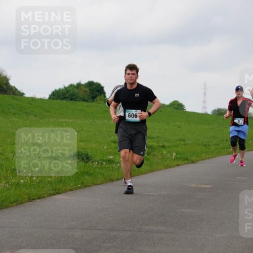 05.05.2024 - 7. Wedeler Halbmarathon Fuchs,  Jonas http://msf.ph/oto/6234914 05.05.2024 11:22:00 Laufen 606, 824 meine-sportfotos.de