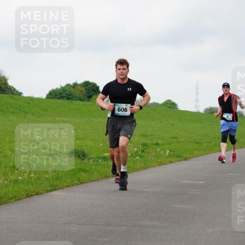 05.05.2024 - 7. Wedeler Halbmarathon Fuchs,  Jonas http://msf.ph/oto/6234915 05.05.2024 11:22:01 Laufen 606 meine-sportfotos.de