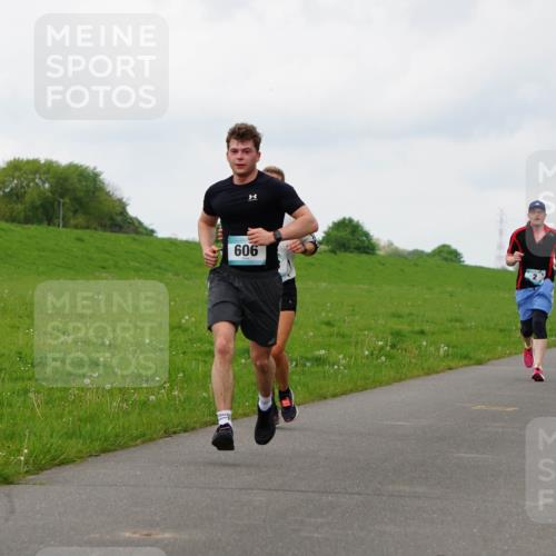 05.05.2024 - 7. Wedeler Halbmarathon Fuchs,  Jonas http://msf.ph/oto/6234923 05.05.2024 11:22:02 Laufen 606 meine-sportfotos.de