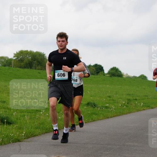 05.05.2024 - 7. Wedeler Halbmarathon Fuchs,  Jonas http://msf.ph/oto/6234928 05.05.2024 11:22:02 Laufen 606, 768, 24 meine-sportfotos.de