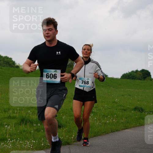 05.05.2024 - 7. Wedeler Halbmarathon Fuchs,  Jonas http://msf.ph/oto/6234936 05.05.2024 11:22:03 Laufen 768, 909 meine-sportfotos.de