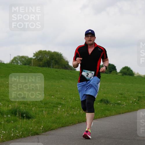 05.05.2024 - 7. Wedeler Halbmarathon Fuchs,  Jonas http://msf.ph/oto/6234953 05.05.2024 11:22:06 Laufen  meine-sportfotos.de