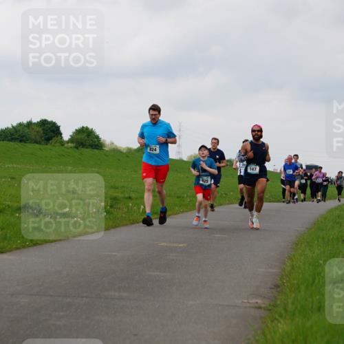 05.05.2024 - 7. Wedeler Halbmarathon Fuchs,  Jonas http://msf.ph/oto/6234974 05.05.2024 11:22:10 Laufen 824, 825, 260, 147 meine-sportfotos.de