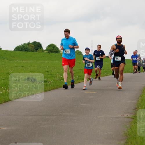 05.05.2024 - 7. Wedeler Halbmarathon Fuchs,  Jonas http://msf.ph/oto/6234986 05.05.2024 11:22:11 Laufen 824, 825, 140, 147, 529 meine-sportfotos.de