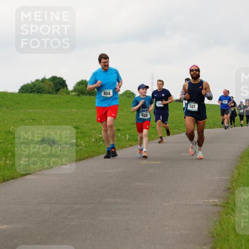 05.05.2024 - 7. Wedeler Halbmarathon Fuchs,  Jonas http://msf.ph/oto/6234988 05.05.2024 11:22:12 Laufen 824, 825, 140, 147 meine-sportfotos.de
