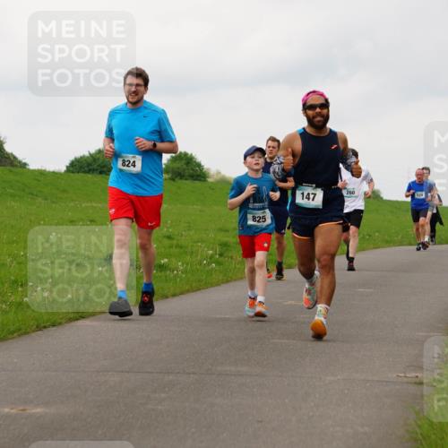 05.05.2024 - 7. Wedeler Halbmarathon Fuchs,  Jonas http://msf.ph/oto/6234997 05.05.2024 11:22:14 Laufen 824, 825, 147, 260 meine-sportfotos.de