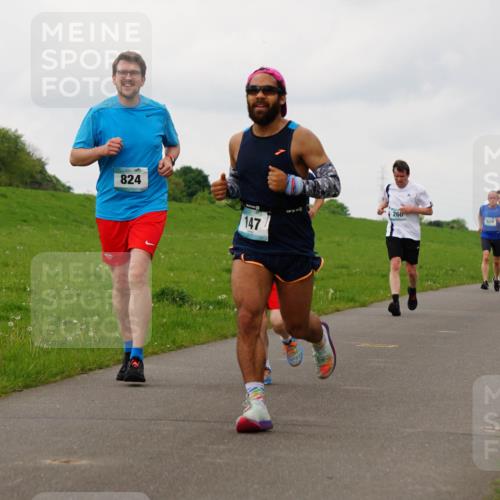 05.05.2024 - 7. Wedeler Halbmarathon Fuchs,  Jonas http://msf.ph/oto/6235003 05.05.2024 11:22:15 Laufen 824, 147, 260, 529, 210 meine-sportfotos.de